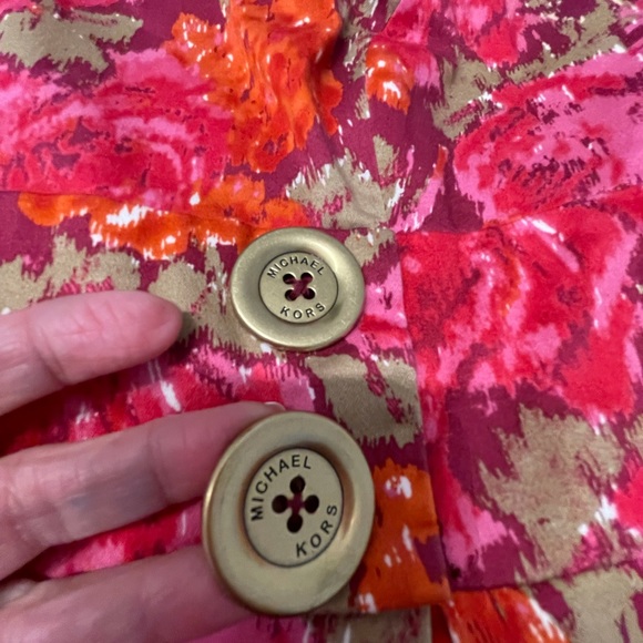 Michael Kors Floral‎ Dress W/Logo Buttons Sz 6 - Picture 13 of 13